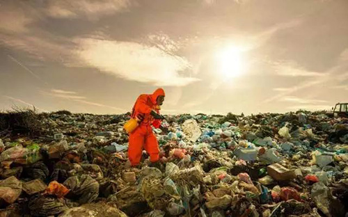 婁底市浩天環(huán)?？萍加邢薰?婁底危險廢物經(jīng)營,環(huán)保技術(shù)開發(fā)及咨詢推廣,環(huán)境設(shè)施建設(shè),危險廢物運營管理